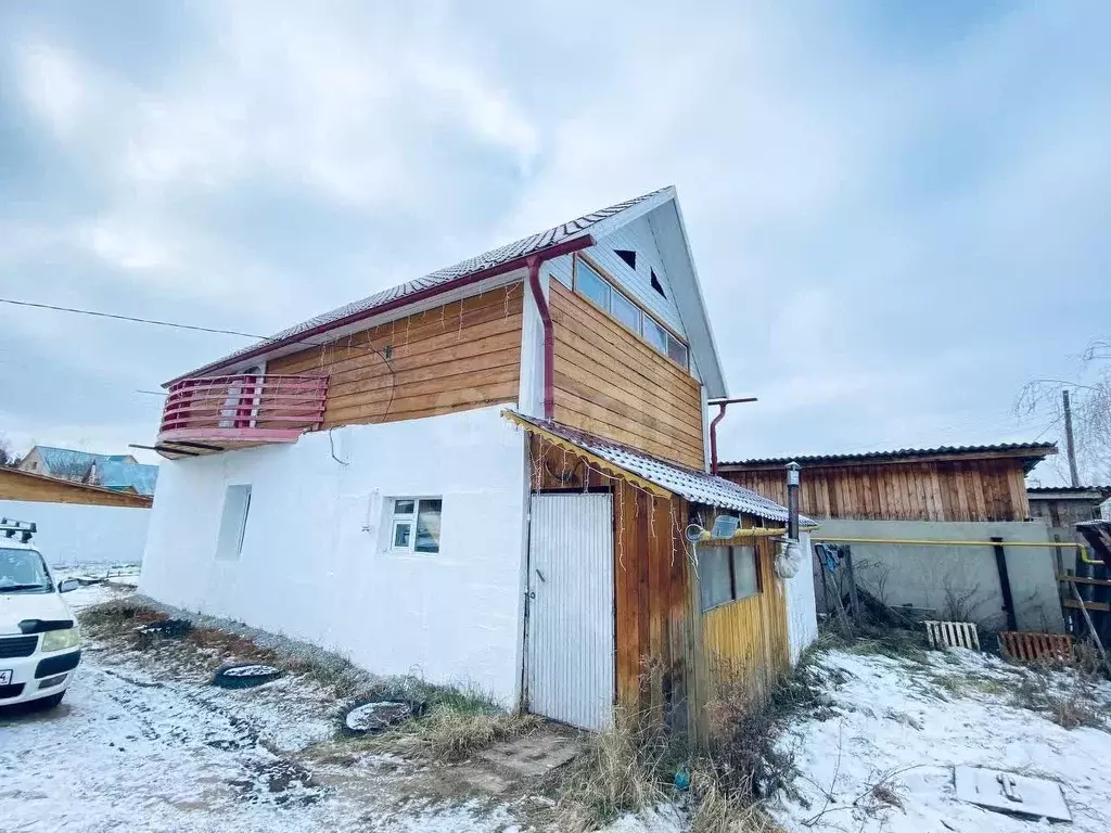 Дом в Саха (Якутия), Якутск ул. Лонгинова, 86/9А (90 м) - Фото 1