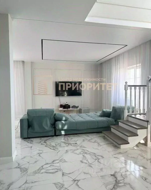 Дом в Саха (Якутия), Жатай городской округ, Жатай рп ул. Павла ... - Фото 2