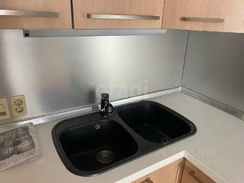 2-к кв. Кировская область, Киров ул. Труда, 53 (65.0 м) - Фото 1