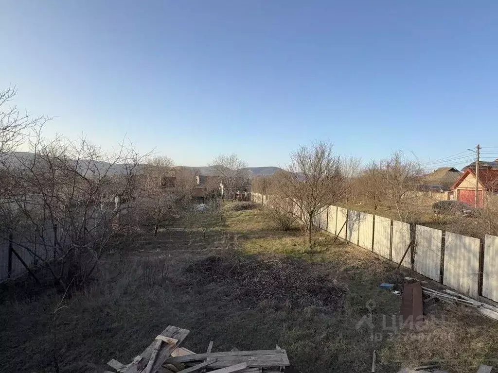 Участок в Севастополь с. Орлиное, ул. Цветочная (10.0 сот.) - Фото 1