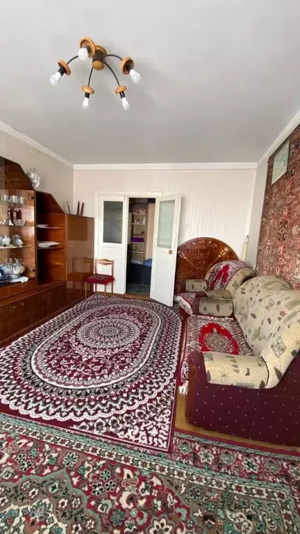 3-к кв. Омская область, Омск Волгоградская ул., 2 (62.2 м) - Фото 1