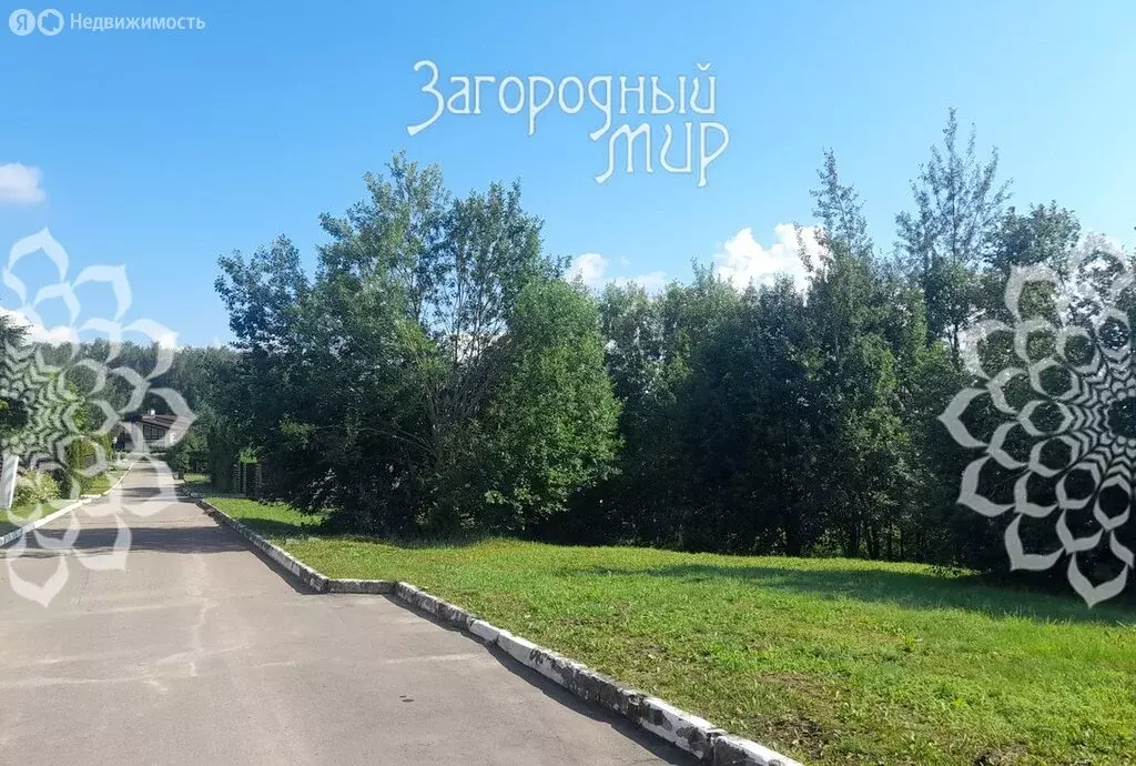 Участок в Московская область, Дмитровский муниципальный округ, деревня ... - Фото 1