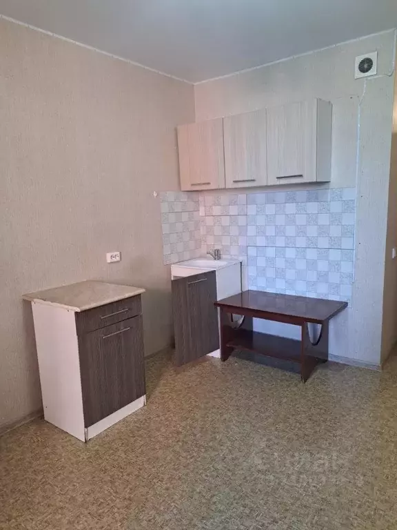 Студия Красноярский край, Красноярск ул. Калинина, 175В (22.2 м) - Фото 0