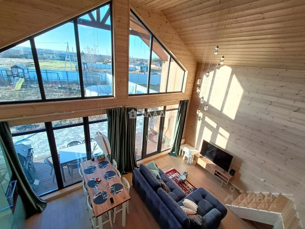 Дом в Воронежская область, Рамонский район, Ступинское с/пос, с. Нелжа ... - Фото 1