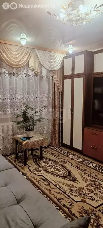 2-комнатная квартира: Сосногорск, Сосногорск, улица 40 лет Октября, ... - Фото 1