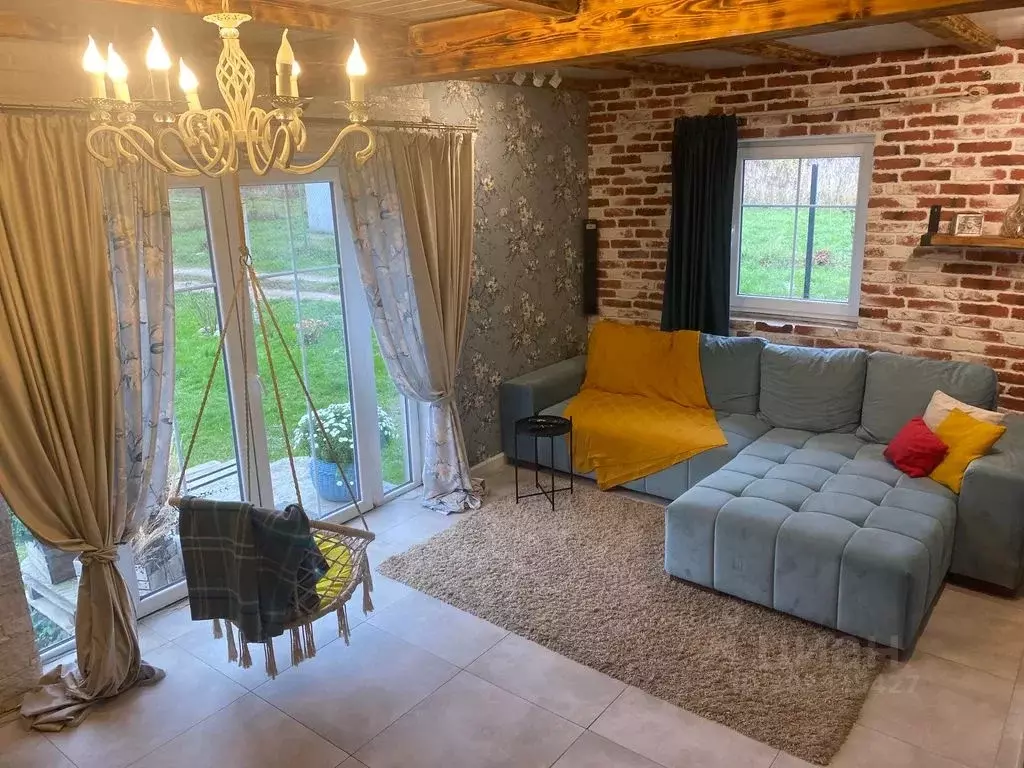 Дом в Калининградская область, Янтарный пгт ул. Ягодная, 25 (100 м) - Фото 1