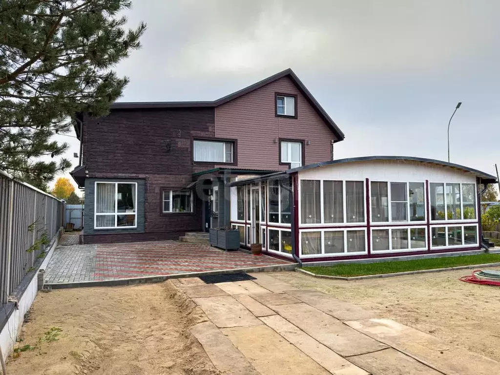 Дом в Вологодская область, Вологда д. Дуброво, ул. Дубровская, 2В (280 ... - Фото 1