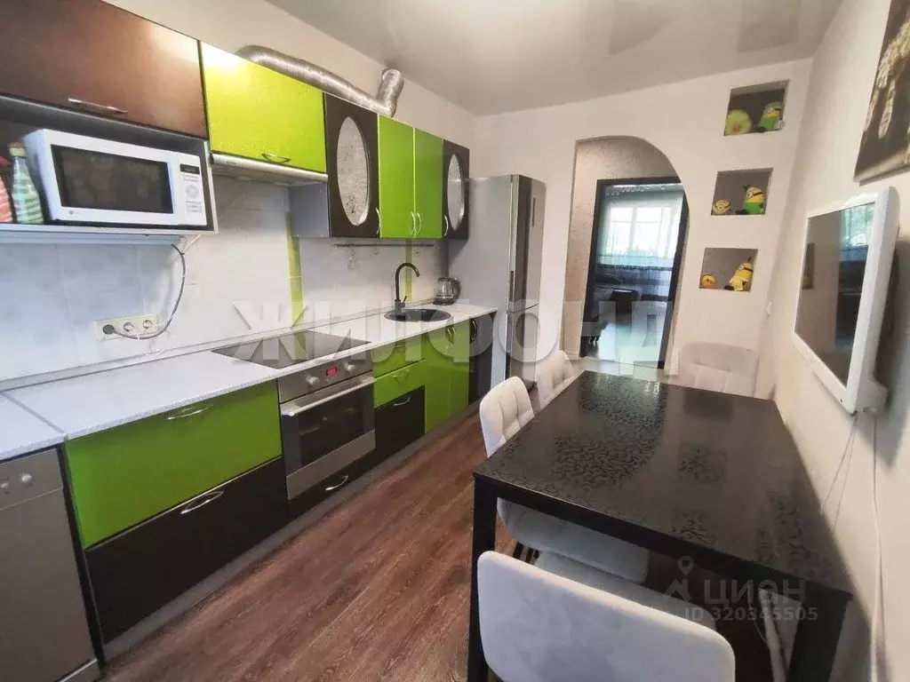 4-к кв. Алтайский край, Барнаул Докучаево мкр, ул. Шукшина, 1 (87.0 м) - Фото 2