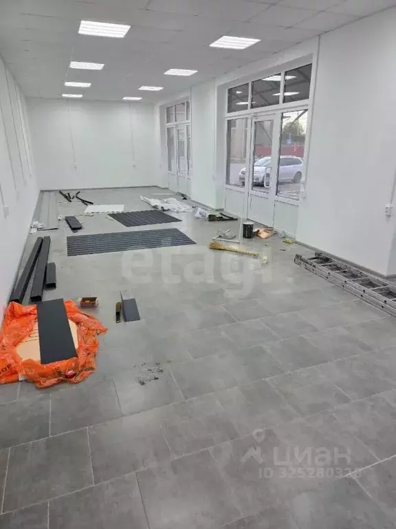 Помещение свободного назначения в Краснодарский край, Апшеронск ... - Фото 1