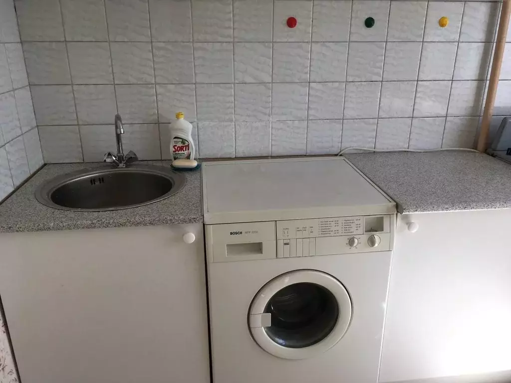 2-к кв. Омская область, Омск ул. Степанца, 8 (54.0 м) - Фото 2