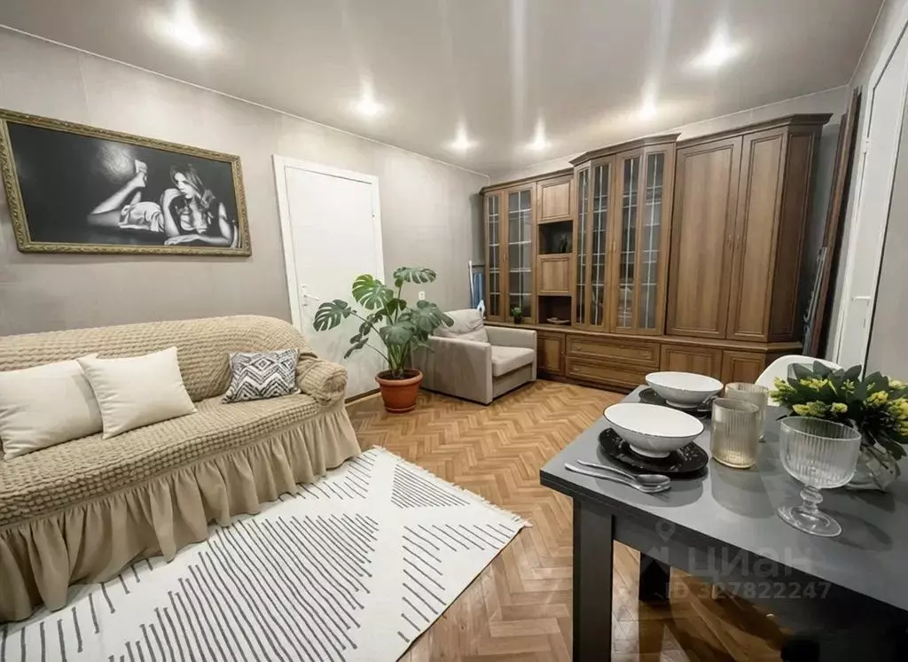 2-к кв. Ленинградская область, Кириши просп. Ленина, 12 (50.0 м) - Фото 1