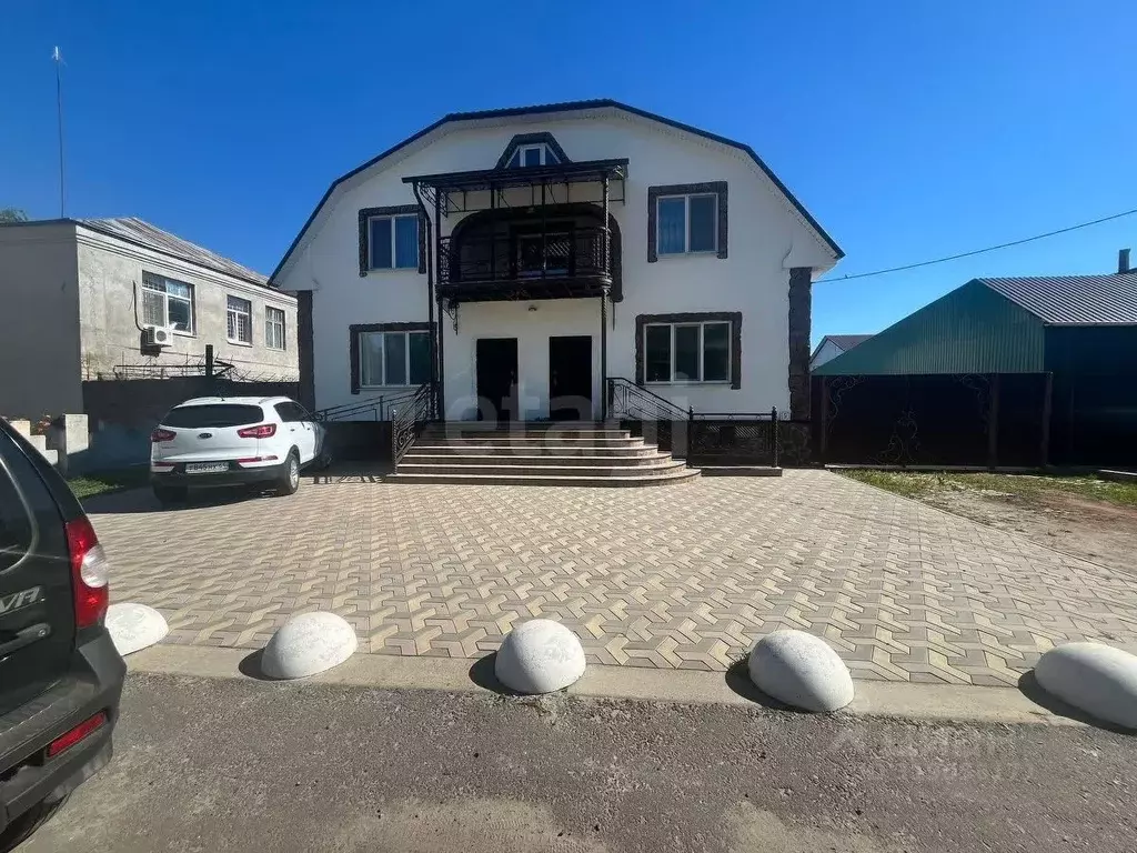 Дом в Саратовская область, Романовка рп ул. Народная, 5 (367 м) - Фото 1