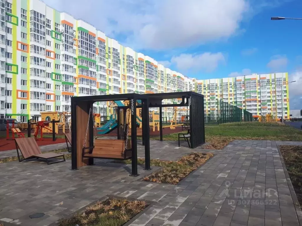 2-к кв. Курская область, Курск ул. Энгельса, 158 (54.7 м) - Фото 0