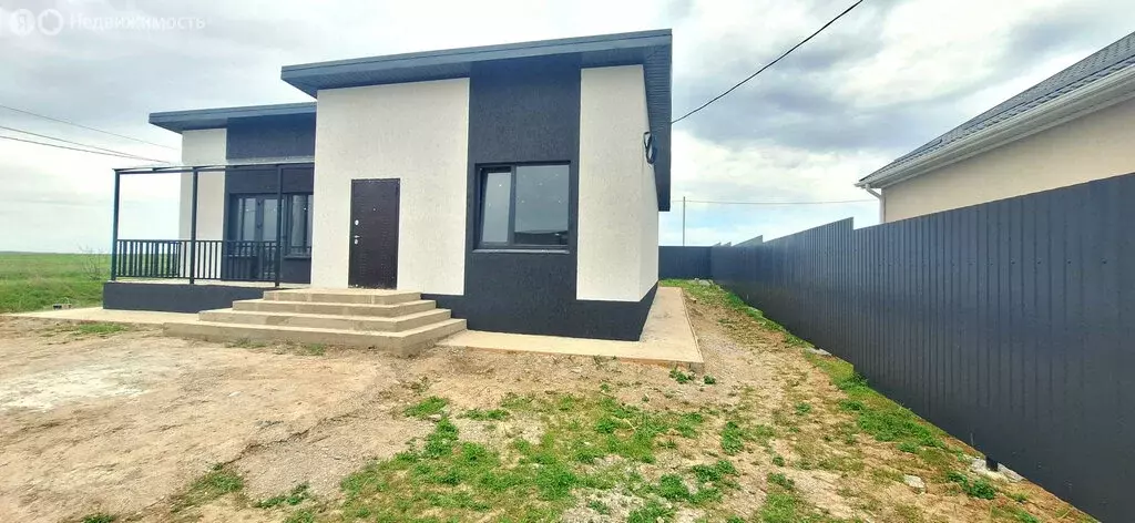 Дом в село Джигинка, Счастливая улица (126.4 м) - Фото 1