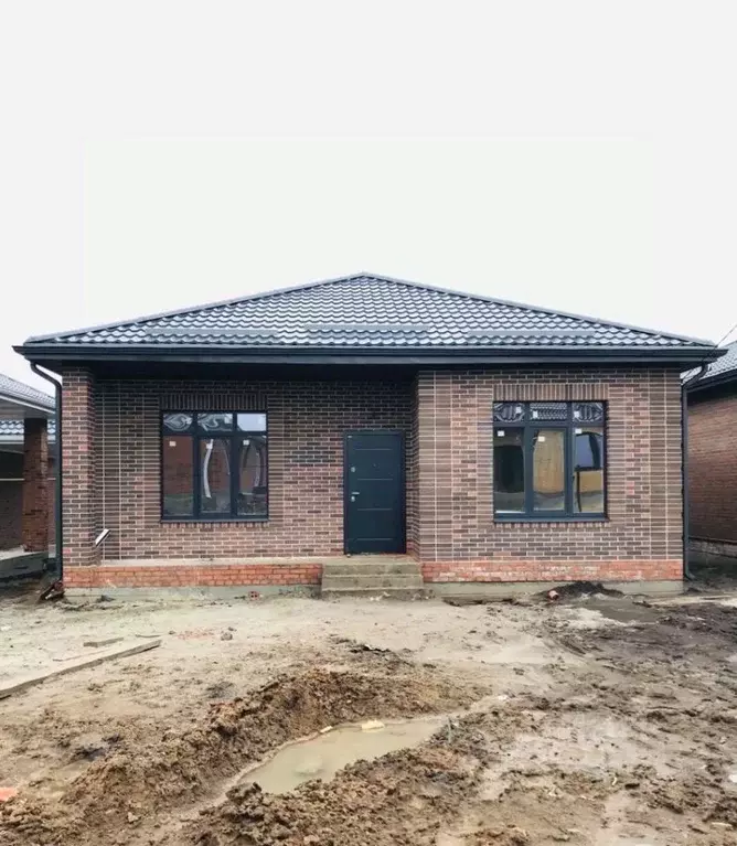 Дом в Ростовская область, Ростов-на-Дону Зрелищная ул. (100 м) - Фото 2