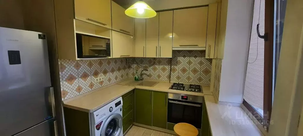 3-к кв. Севастополь ул. Хрусталева, 53 (62.0 м) - Фото 0
