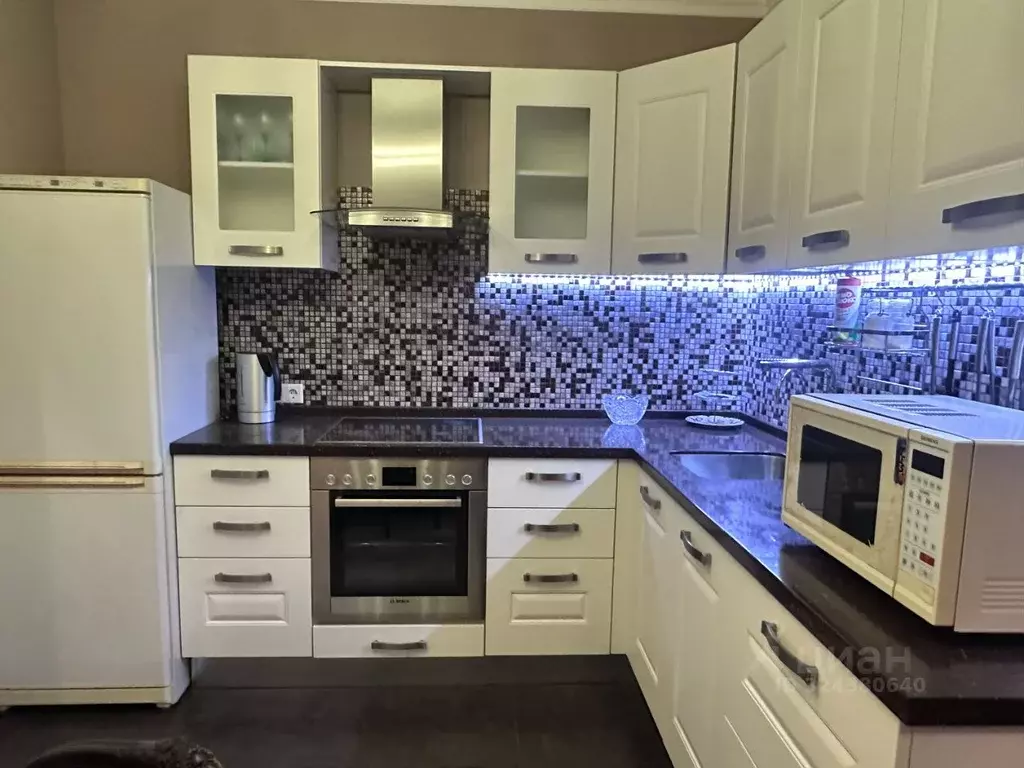 1-к кв. Московская область, Одинцово ул. Кутузовская, 7 (42.0 м) - Фото 1