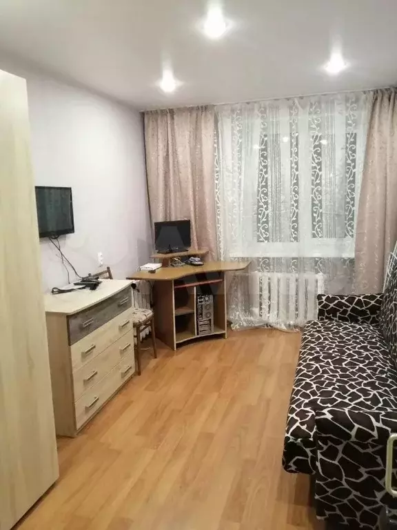 Комната 16 м в 5-к., 2/5 эт. - Фото 0