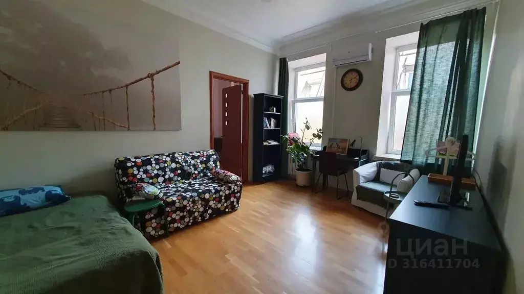 3-к кв. Санкт-Петербург Каменноостровский просп., 16 (70.0 м) - Фото 0