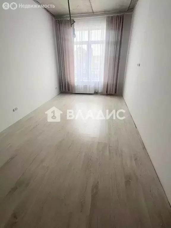 3-комнатная квартира: Апрелевка, улица Парк Апрель, 31 (100 м) - Фото 2