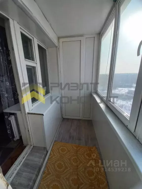 2-к кв. Омская область, Омск Мельничная ул., 91 (49.0 м) - Фото 0