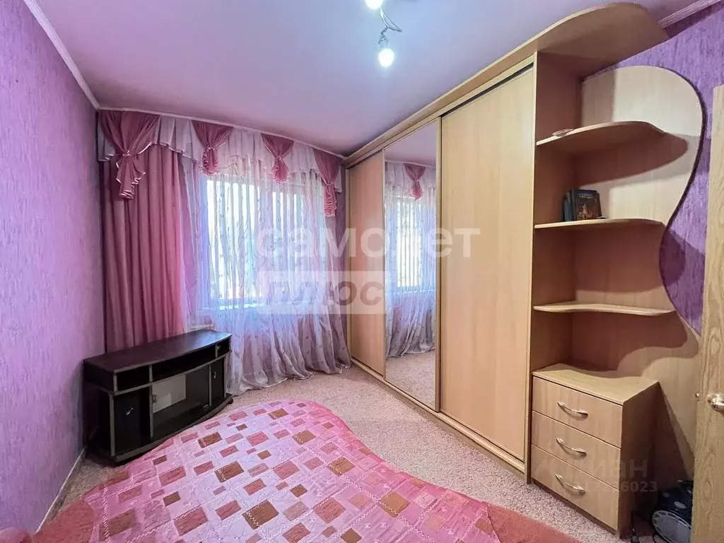 3-к кв. Омская область, Омск ул. Конева, 24 (69.1 м) - Фото 0