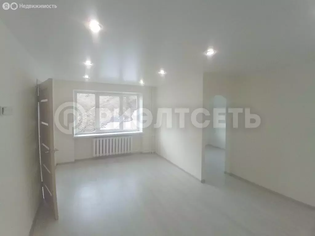 2-комнатная квартира: Мурманск, улица Полухина, 14Б (42 м) - Фото 1