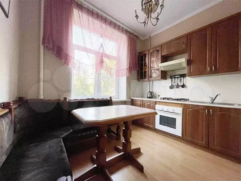 2-к. квартира, 60 м, 4/8 эт. - Фото 0