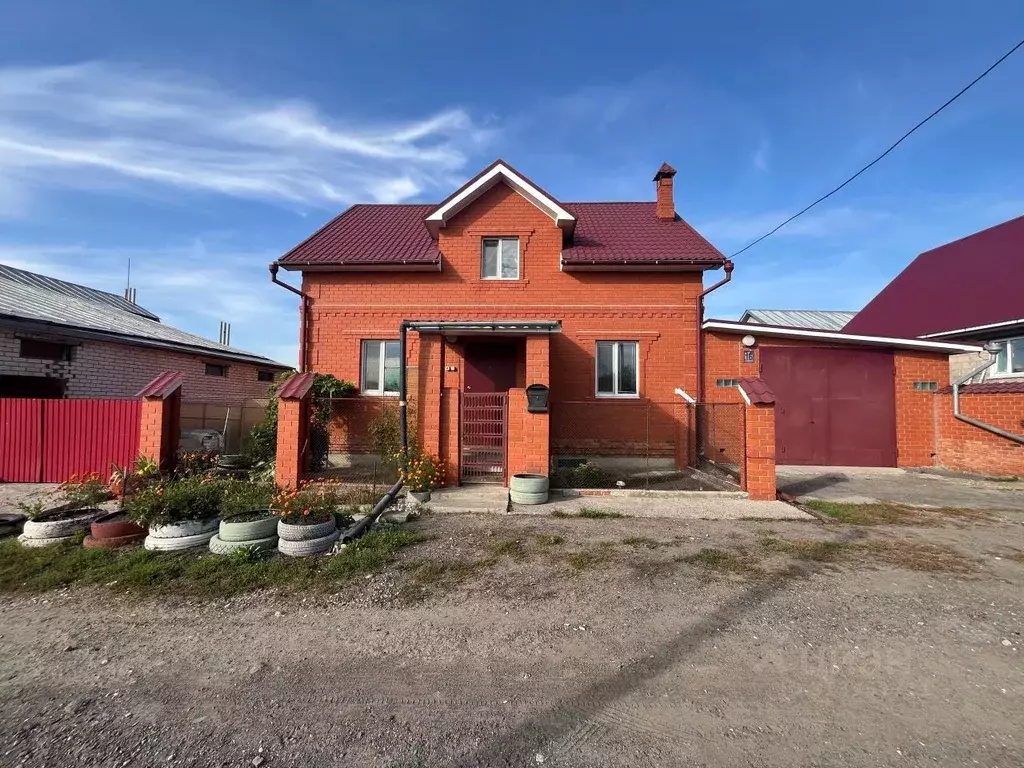 Коттедж в Ульяновская область, Ульяновск пер. 1-й Омский, 16А (220 м) - Фото 1