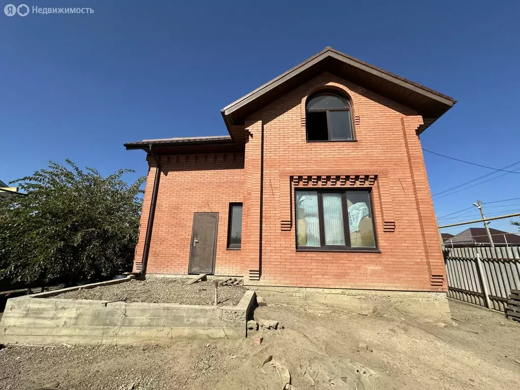 Дом в Новокубанск, улица Фрунзе (160 м) - Фото 2