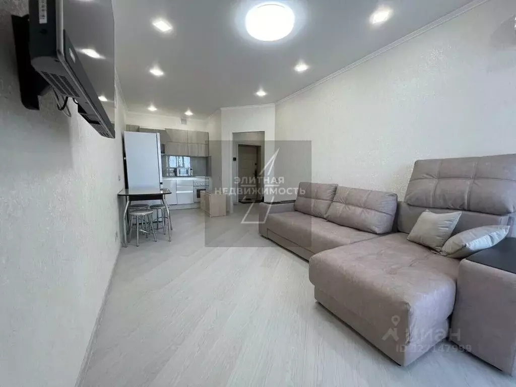 2-к кв. Татарстан, Казань ул. Аделя Кутуя, 110 (45.0 м) - Фото 0