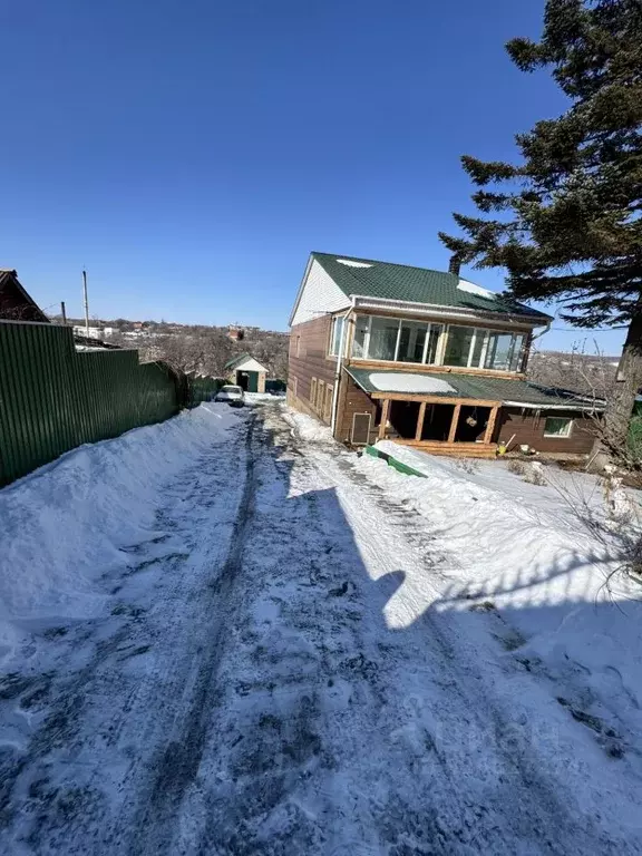 Дом в Приморский край, Уссурийск Садовая ул., 133 (260 м) - Фото 1