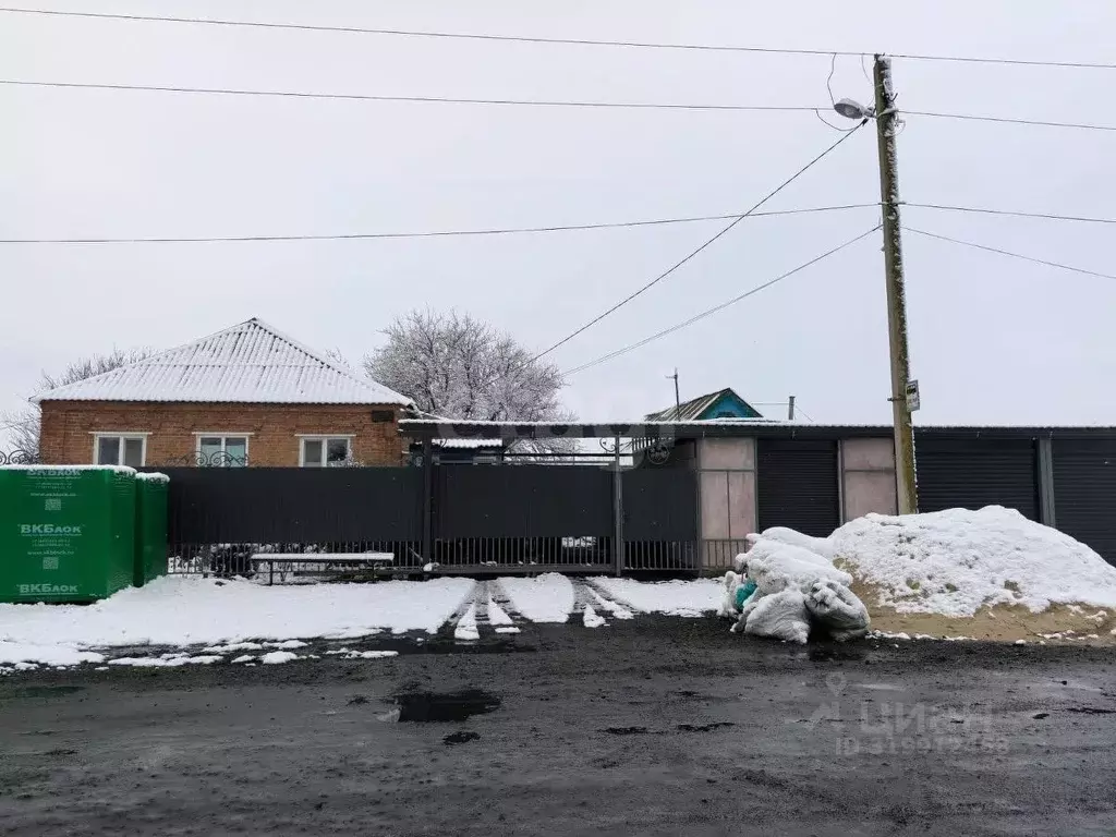 Дом в Ростовская область, Родионово-Несветайский район, Болдыревское ... - Фото 0