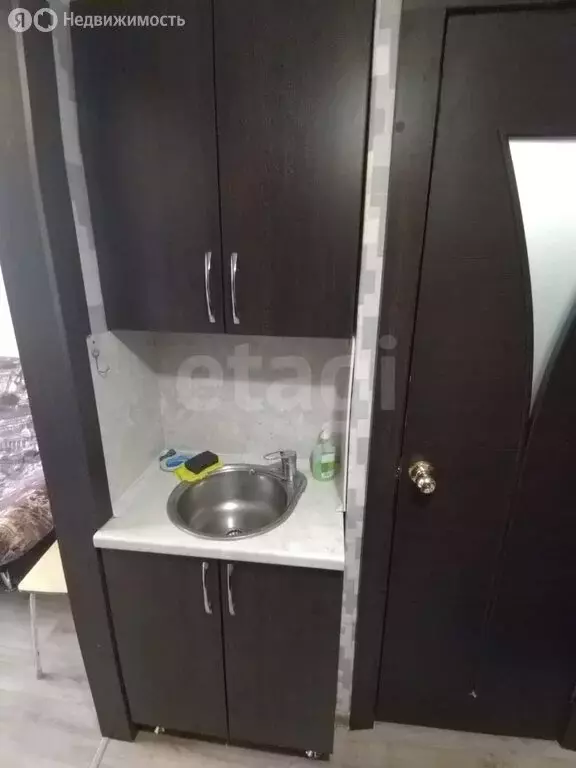 Квартира-студия: Курган, улица Урицкого, 79 (13 м) - Фото 2