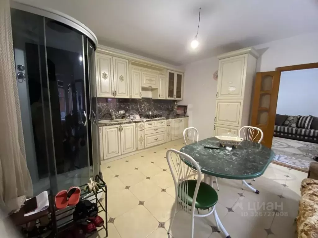 Дом в Ингушетия, Назрановский район, с. Плиево  (180 м) - Фото 1