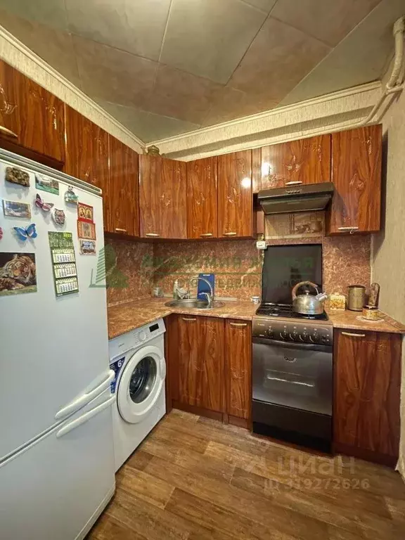 2-к кв. Саратовская область, Саратов проезд 2-й Детский, 2 (43.7 м) - Фото 0