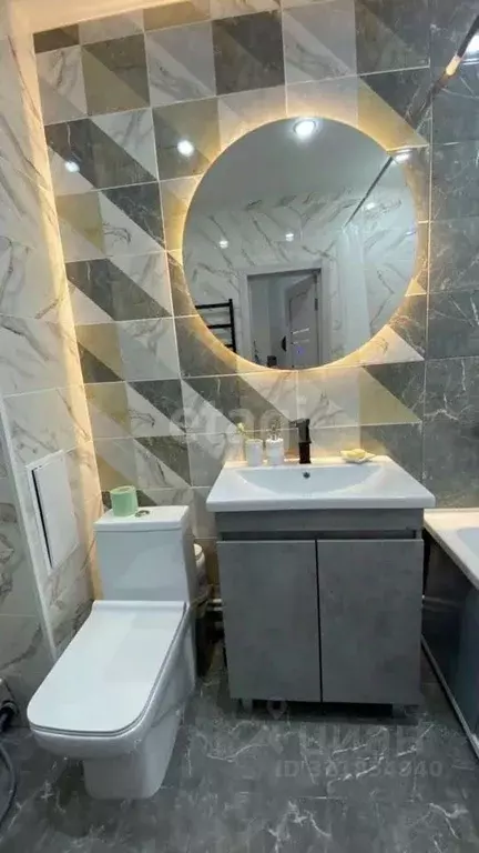 1-к кв. Ямало-Ненецкий АО, Новый Уренгой Сибирская ул., 31А (37.5 м) - Фото 1