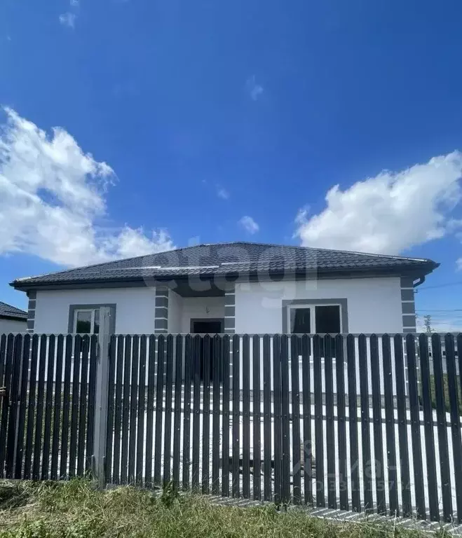 Дом в Краснодарский край, Новороссийск городской округ, Семигорский ... - Фото 1