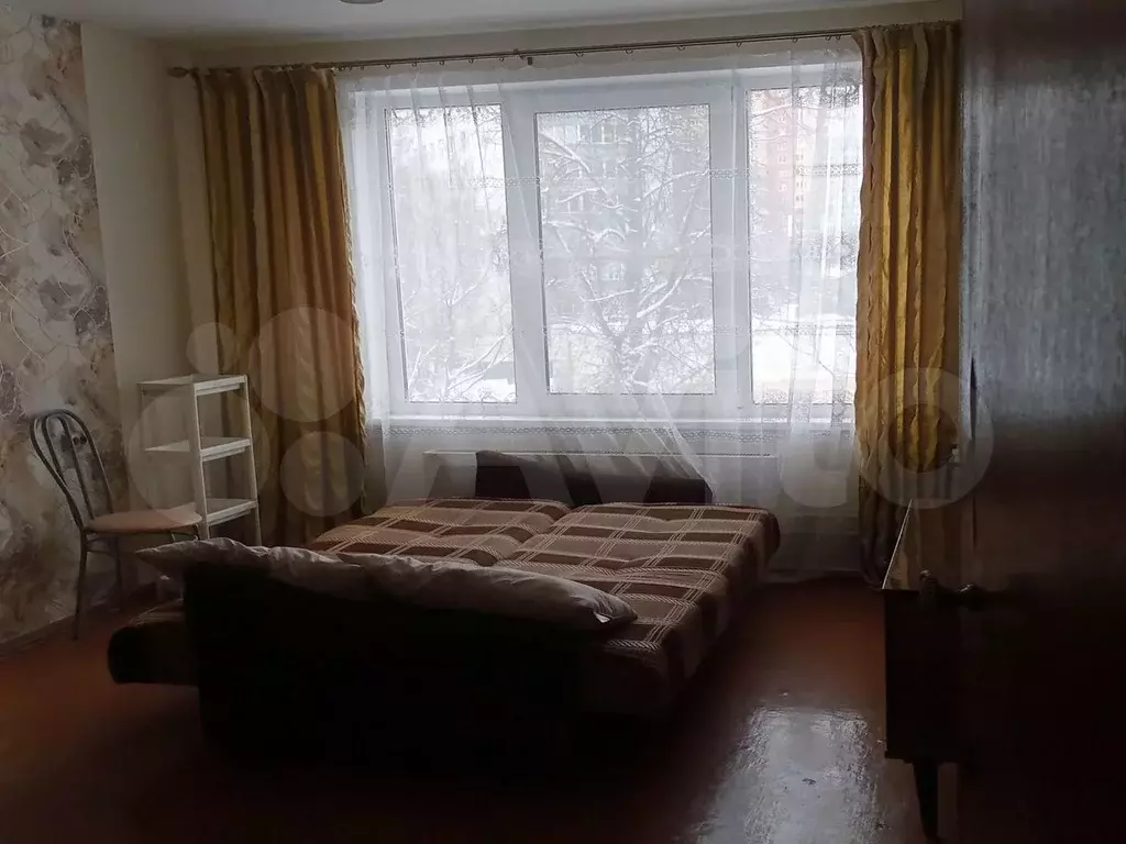 Комната 18 м в 3-к., 4/9 эт. - Фото 0