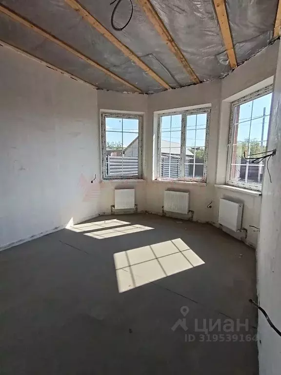 Дом в Ростовская область, Новочеркасск Окольная ул., 47 (85 м) - Фото 0