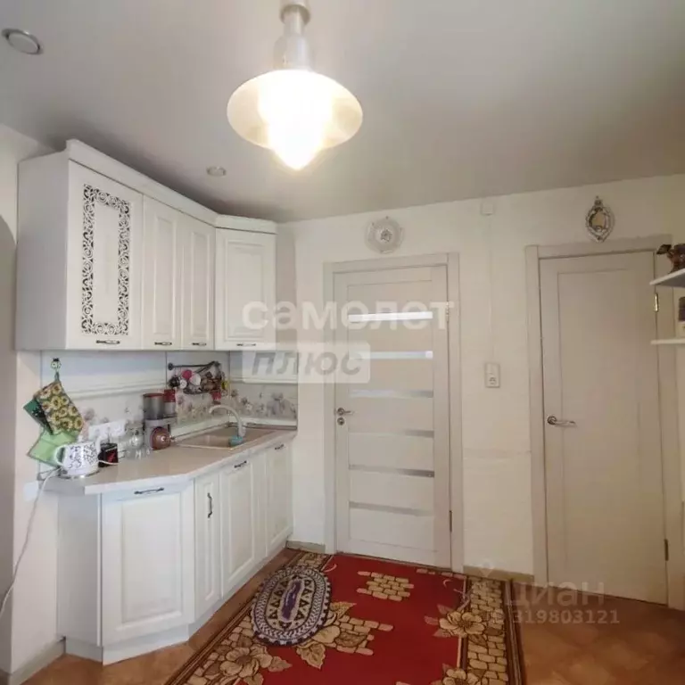 Дом в Алтайский край, Бийский район, с. Первомайское Сибирская ул. (94 ... - Фото 1