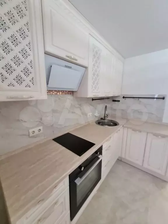1-к. квартира, 40 м, 4/16 эт. - Фото 0