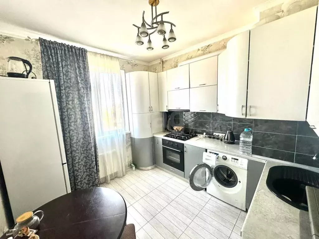 1-к кв. Крым, Симферополь ул. Батурина (41.0 м) - Фото 1