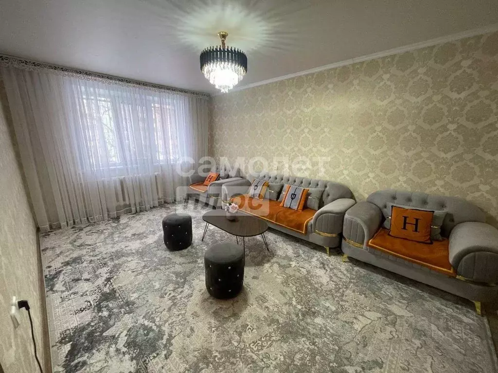 4-к кв. Омская область, Омск ул. Крупской, 1 (80.4 м) - Фото 1