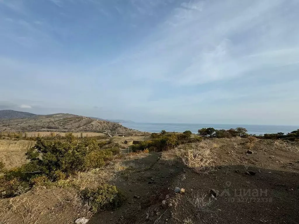 Участок в Крым, Алушта муниципальный округ, с. Приветное ул. Горького, ... - Фото 1