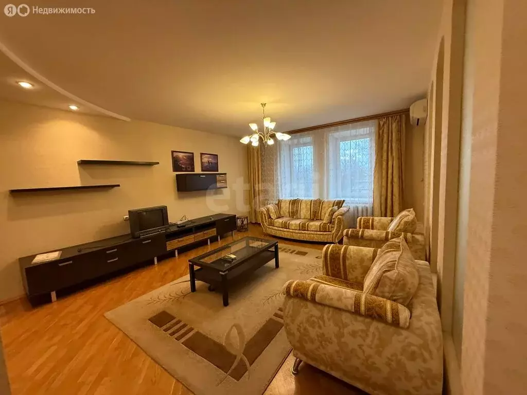 2-комнатная квартира: Тверь, улица Лидии Базановой, 5 (88.9 м) - Фото 1