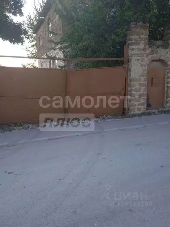 Дом в Крым, Симферопольский район, с. Скворцово ул. Восточная (800 м) - Фото 2