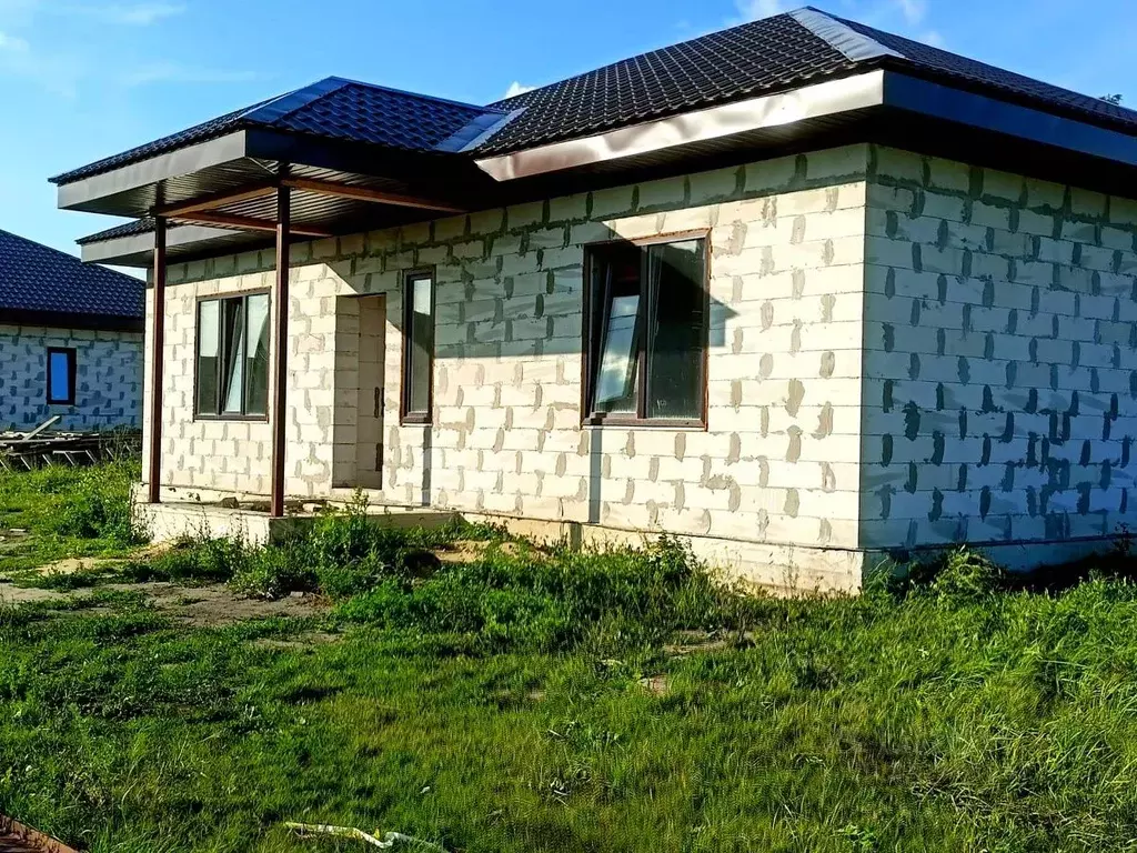 Дом в Пензенская область, Мокшанский район, Рамзайский сельсовет, с. ... - Фото 2