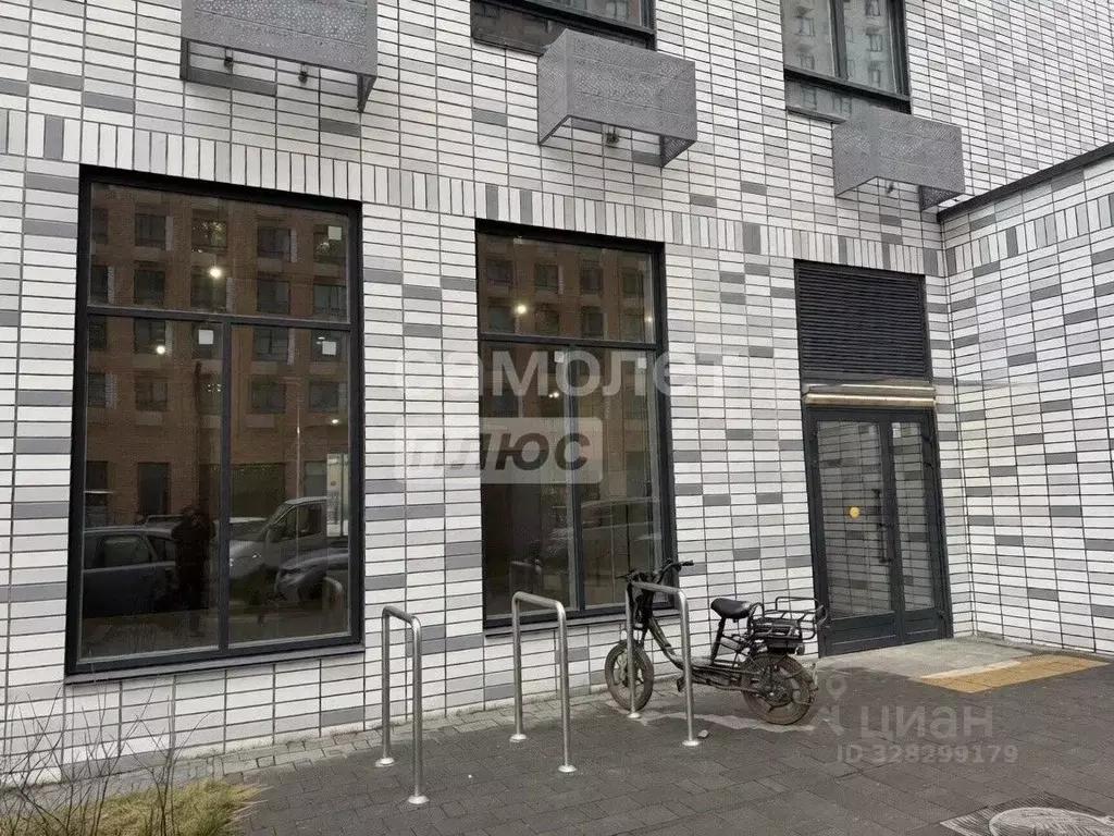 Помещение свободного назначения в Москва Кольская ул., 8к1 (120 м) - Фото 1