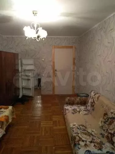 Комната 17 м в 3-к., 2/5 эт. - Фото 1